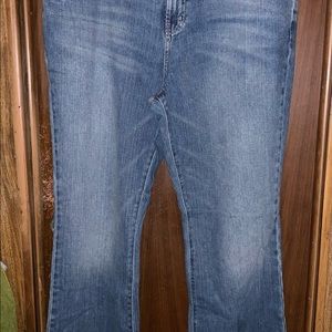 American Eagle Medium Blue Denim Jeans